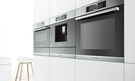 Der Bosch Serie 8 Backofen. Der Bosch Serie 8 Backofen.