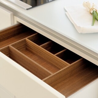 Überraschungsei-Farben, nur umgekehrt: außen hell, innen geschmackvoll ... Überraschungsei-Farben, nur umgekehrt: außen hell, innen geschmackvoll ...